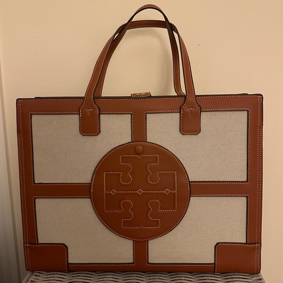 Tory Burch Handbags - NWOT Tory Burch Ella Quadrant Tote Bag